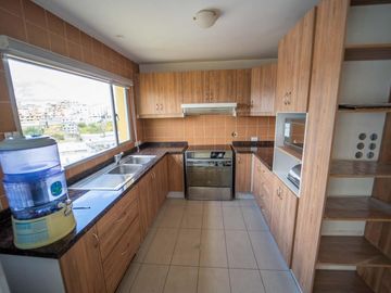 CASA EN VENTA 276 m2 SECTOR RESIDENCIAL AMAGASI DEL INCA