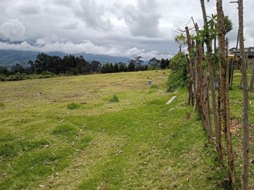 Hermoso Terreno en ALOASI barrio La Estación
