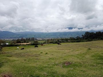 Hermoso Terreno en ALOASI barrio La Estación
