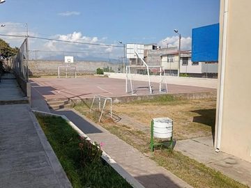 CASA EN VENTA EN CALDERON