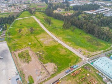 Terreno Industrial en Pifo de Venta / Mediano Impacto / Tababela