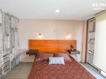 CASA EN VENTA SECTOR NAYON 304m2 TERRENO 500m2