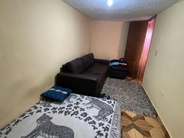 LA MAGDALENA EN VENTA CASA RENTERA 5DEPARTAMENTOS