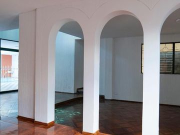 CASA INDEPENDIENTE EN VENTA SECTOR LA KENNEDY $169.900