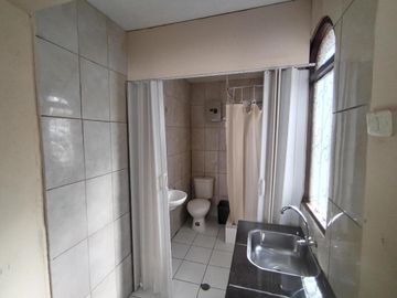 JIPIJAPA CASA RENTERA EN VENTA EXCELENTE RENTABILIDAD