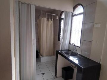 JIPIJAPA CASA RENTERA EN VENTA EXCELENTE RENTABILIDAD