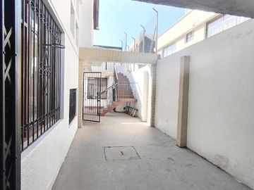 JIPIJAPA CASA RENTERA EN VENTA EXCELENTE RENTABILIDAD