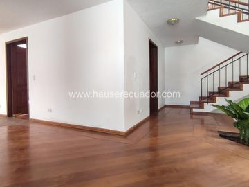 Casa en Venta | Urbanización con seguridad 24/7, amplias áreas comunales, variedad de auto servicios