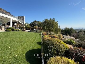 Casa en Venta en Condominio Hacienda de Chicureo - Av. El Valle