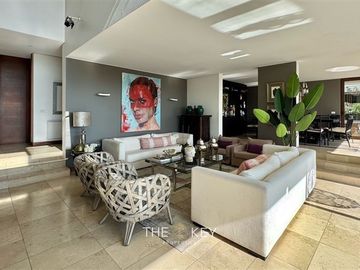 Casa en Venta en Condominio Hacienda de Chicureo - Av. El Valle