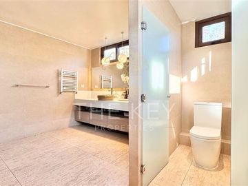 Casa en Venta en Condominio Hacienda de Chicureo - Av. El Valle