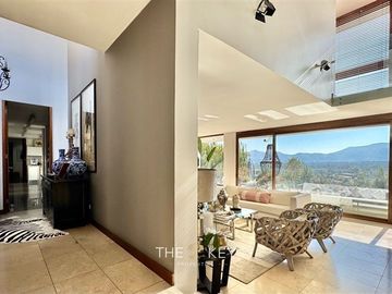 Casa en Venta en Condominio Hacienda de Chicureo - Av. El Valle