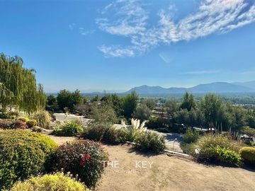 Casa en Venta en Condominio Hacienda de Chicureo - Av. El Valle