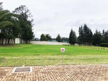 VENDO TERRENO / UNIFAMILIAR / PUEMBO / PIFO / CHAUPIMOLINO