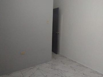 SE VENDE DEPARTAMENTO EN LEONIDAS PLAZA-BAHÍA