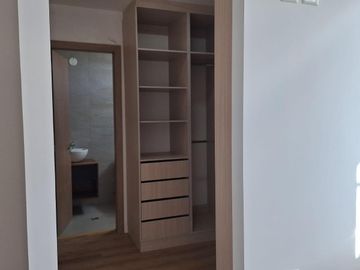 DEPARTAMENTO EN VENTA EN TUMBACO  3 DORMITORIOS 151MT²