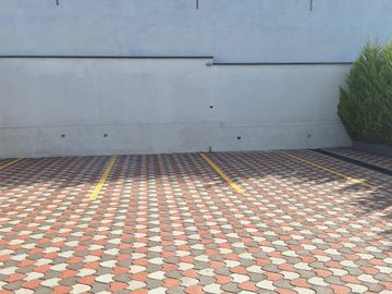 DEPARTAMENTO EN VENTA EN TUMBACO  3 DORMITORIOS 151MT²