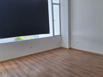 DEPARTAMENTO EN VENTA EN TUMBACO  3 DORMITORIOS 151MT²