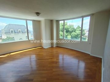 Departamento 3 habitaciones linda vista - Urbanización con seguridad 24/7- Granda Centeno - Quito