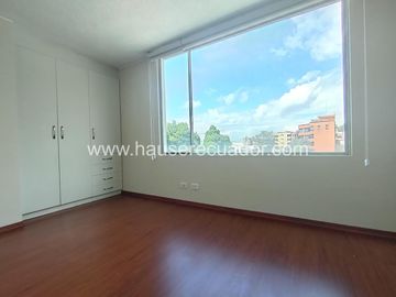 Departamento 3 habitaciones linda vista - Urbanización con seguridad 24/7- Granda Centeno - Quito
