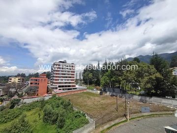 Departamento 3 habitaciones linda vista - Urbanización con seguridad 24/7- Granda Centeno - Quito