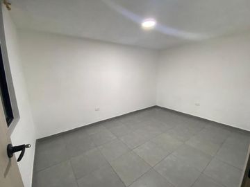 CHILLOGALLO  EN VENTA CASA RENTERA 11 DEPARTAMENTOS 7 PARQUEADEROS