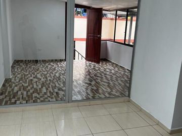CHILLOGALLO  EN VENTA CASA RENTERA 11 DEPARTAMENTOS 7 PARQUEADEROS