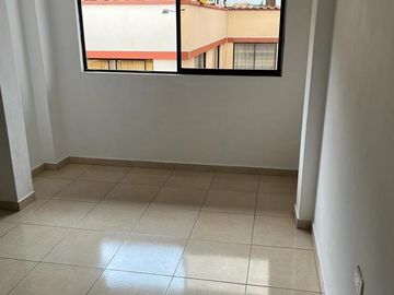 CHILLOGALLO  EN VENTA CASA RENTERA 11 DEPARTAMENTOS 7 PARQUEADEROS