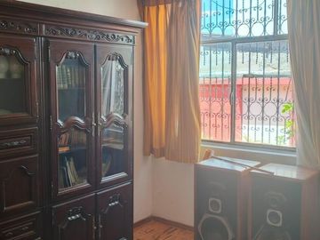 THOMAS DE BERLANGA OPORTUNIDAD CASA EN VENTA 4 DORMITORIOS