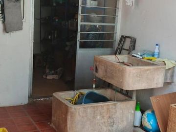 THOMAS DE BERLANGA OPORTUNIDAD CASA EN VENTA 4 DORMITORIOS
