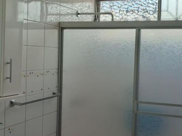 THOMAS DE BERLANGA OPORTUNIDAD CASA EN VENTA 4 DORMITORIOS