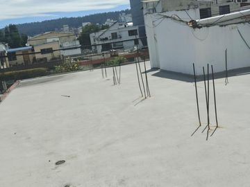 THOMAS DE BERLANGA OPORTUNIDAD CASA EN VENTA 4 DORMITORIOS