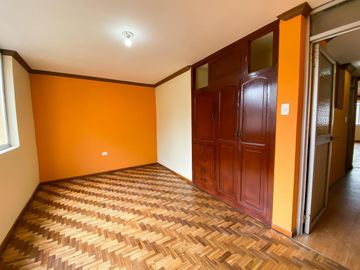MAGDALENA EN VENTA CASA RENTERA 9 DEPARTAMENTOS