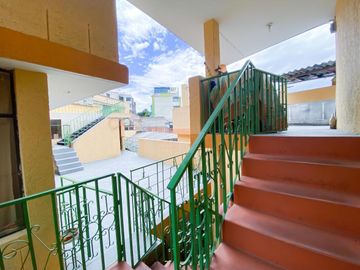 MAGDALENA EN VENTA CASA RENTERA 9 DEPARTAMENTOS