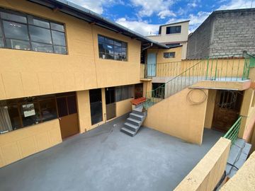 MAGDALENA EN VENTA CASA RENTERA 9 DEPARTAMENTOS