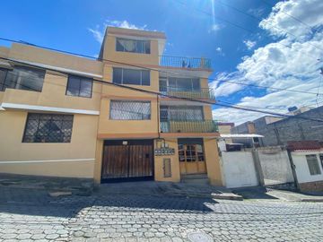 MAGDALENA EN VENTA CASA RENTERA 9 DEPARTAMENTOS
