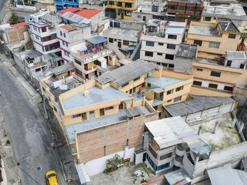 MAGDALENA EN VENTA CASA RENTERA 9 DEPARTAMENTOS