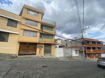 MAGDALENA EN VENTA CASA RENTERA 9 DEPARTAMENTOS