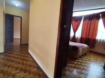 CASA EN VENTA 661m2 SECTOR LA MAGDALENA