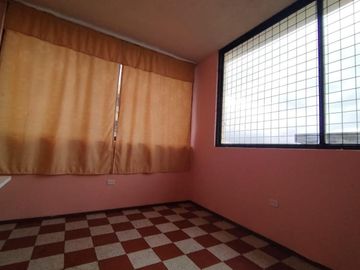 CASA EN VENTA 661m2 SECTOR LA MAGDALENA