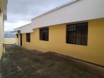 CASA EN VENTA 661m2 SECTOR LA MAGDALENA