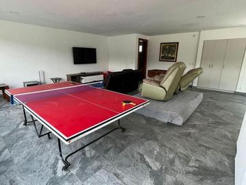 NAYÓN CASA MINIMALISTA 3 DORMITORIOS 360 m2