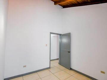 CASA COMERCIAL EN VENTA, INVERSION INTELIGENTE, SECTOR CENTRO NORTE