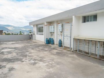 SUITE EN VENTA URBANIZACIÓN EL CONDADO 78 M²