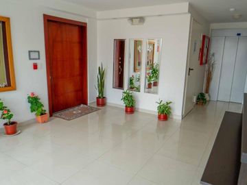 SUITE EN VENTA URBANIZACIÓN EL CONDADO 78 M²