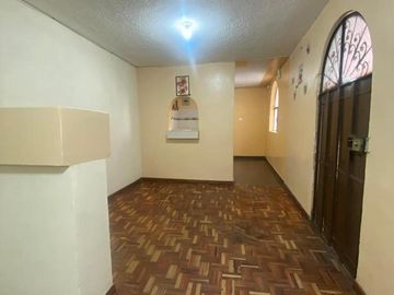 CASA CIUDADELA GATAZO SUR  353m2 4 PARQUEADEROS
