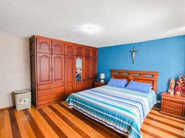 CASA CIUDADELA GATAZO SUR  353m2 4 PARQUEADEROS
