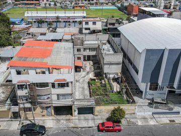 CASA CIUDADELA GATAZO SUR  353m2 4 PARQUEADEROS
