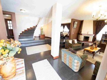MACHACHI CASA EN VENTA  633m2 4 HABITACIONES
