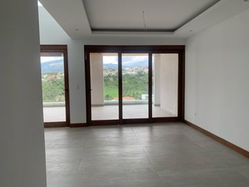NAYÓN DEPARTAMENTO DUPLEX MINIMALISTA 208,97m2